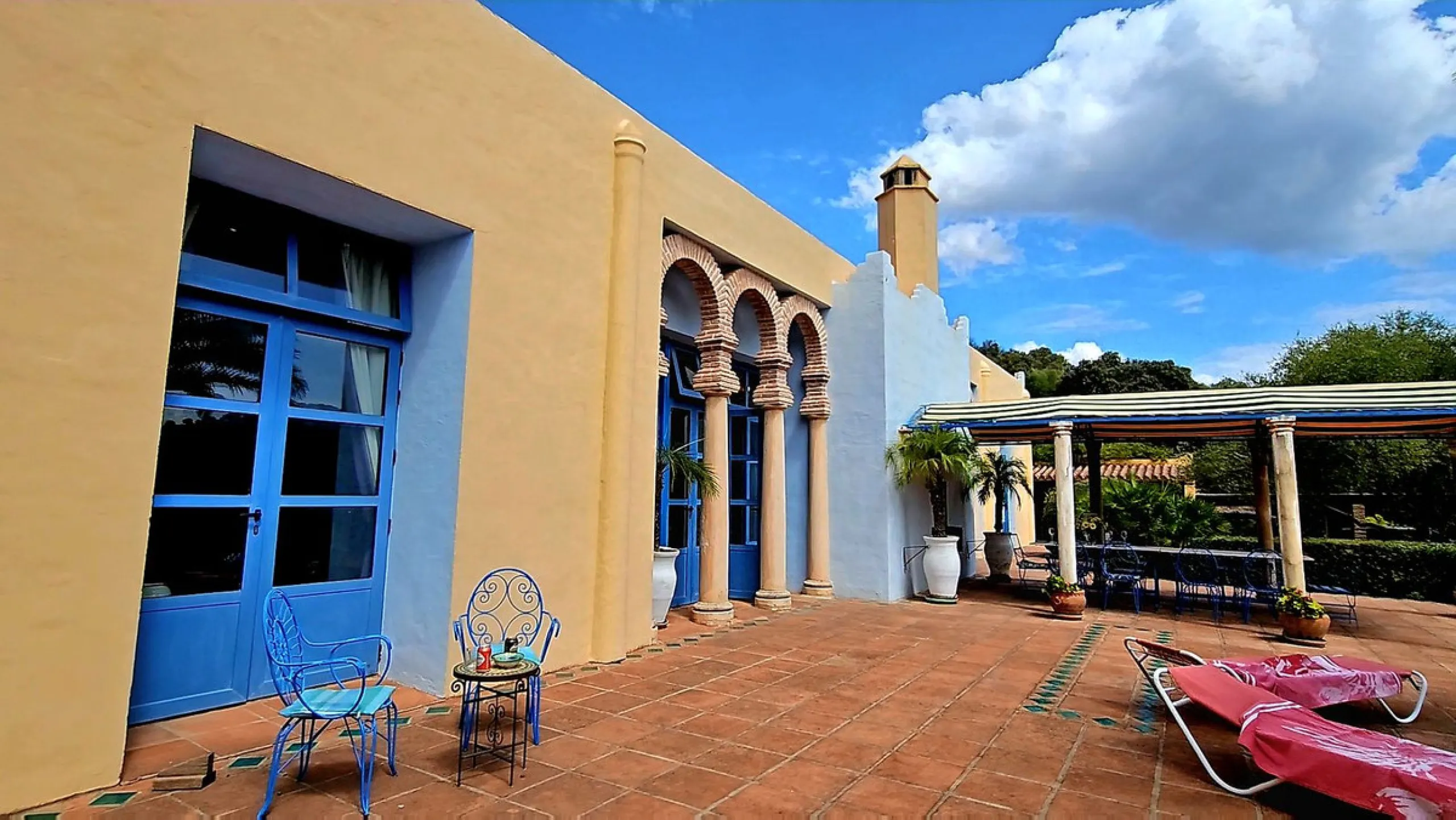 Amidst the captivating landscapes of Andalusia, Southern Spain, this charming country villa draws inspiration from traditional Andalusian architecture. Situated near the picturesque village of Gaucin, this exceptional property offers a unique blend of tra
