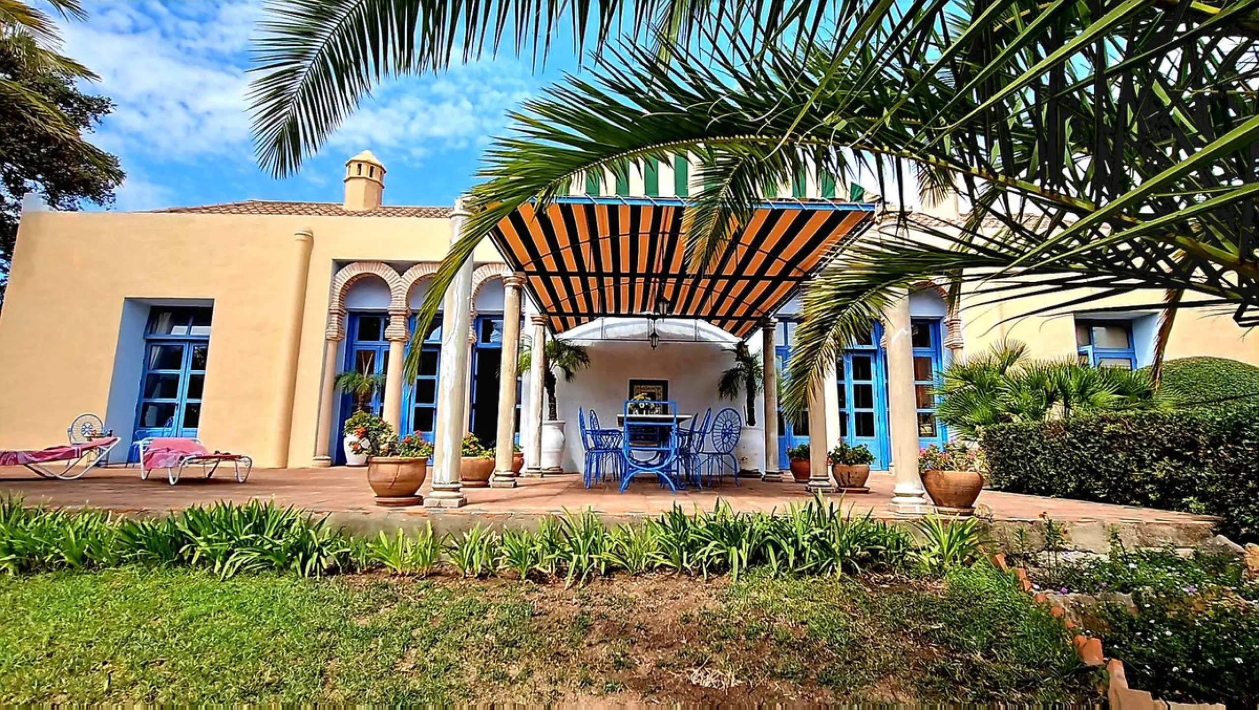 Amidst the captivating landscapes of Andalusia, Southern Spain, this charming country villa draws inspiration from traditional Andalusian architecture. Situated near the picturesque village of Gaucin, this exceptional property offers a unique blend of tra