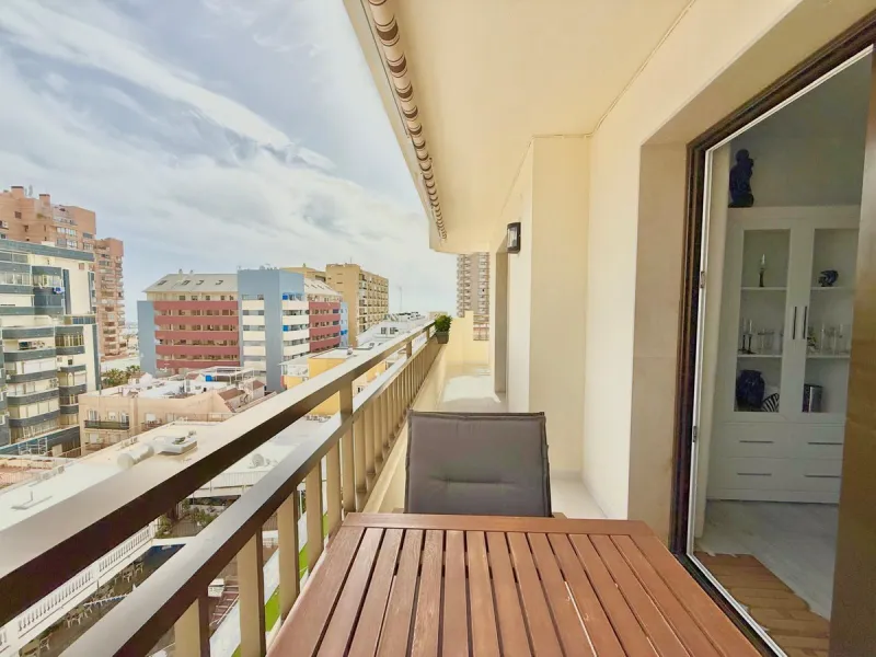 ???? Apartment in Las Rampas, Fuengirola – City Center with Pool & Private Parking