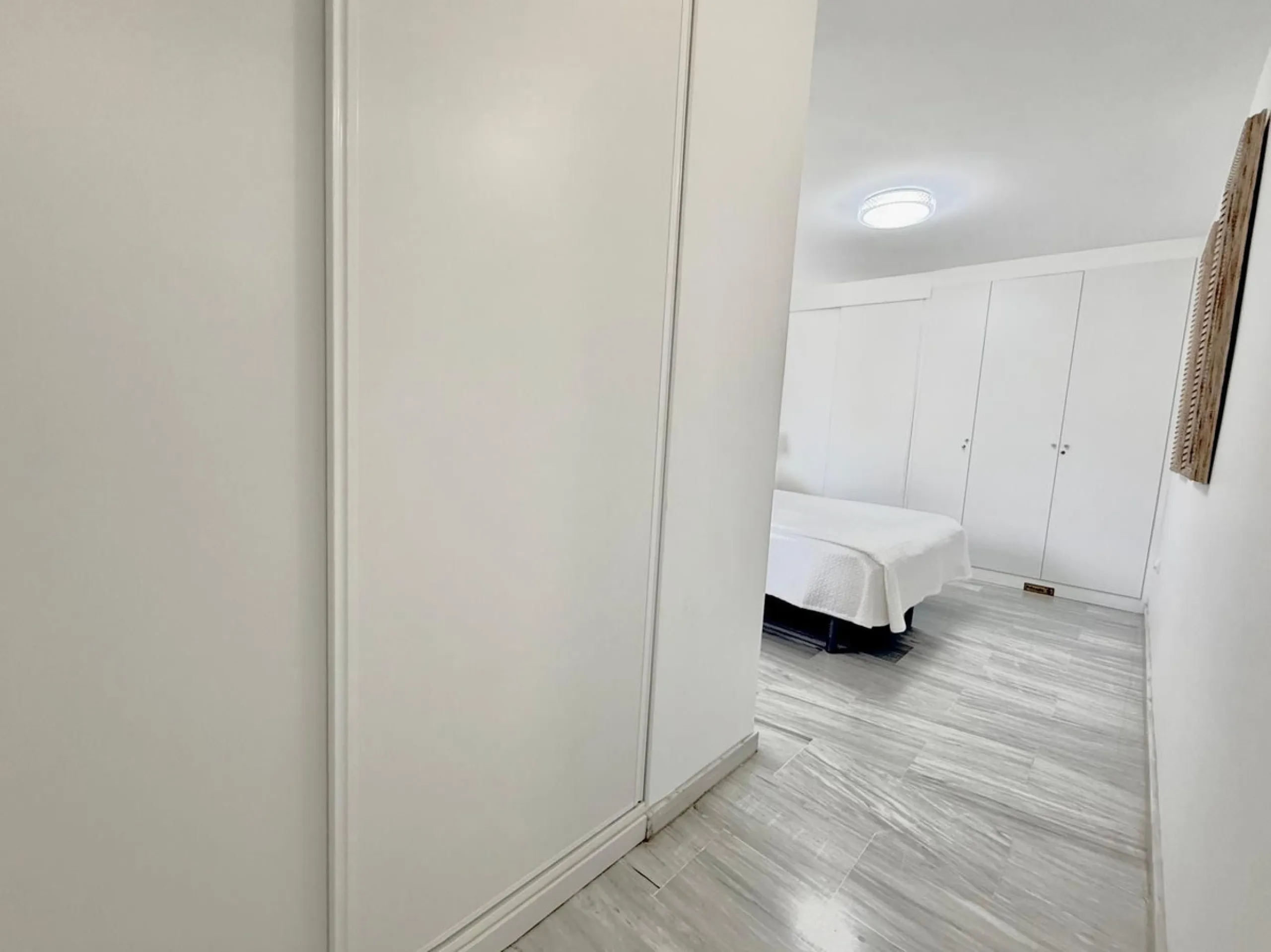 ???? Apartment in Las Rampas, Fuengirola – City Center with Pool & Private Parking