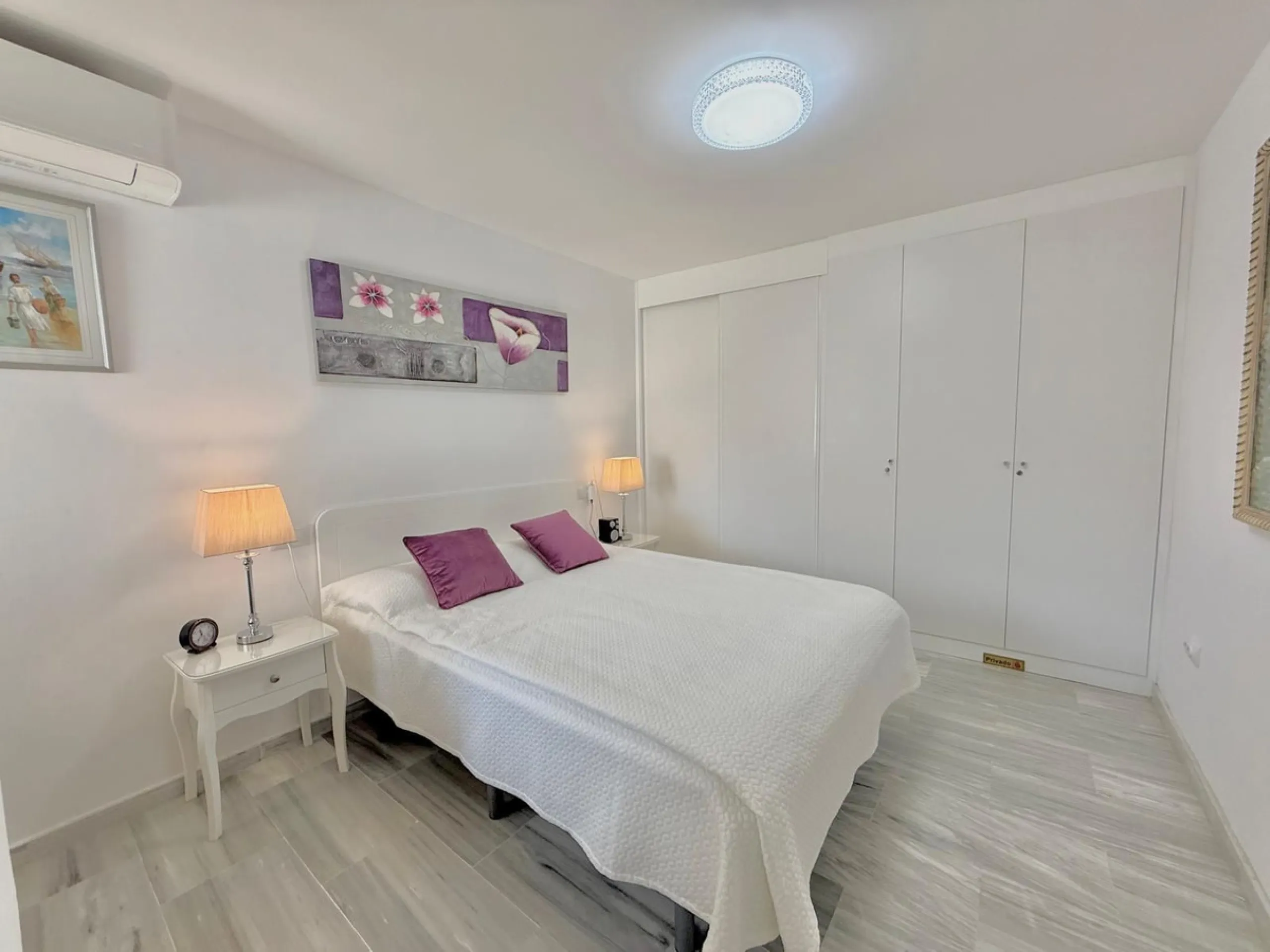 ???? Apartment in Las Rampas, Fuengirola – City Center with Pool & Private Parking
