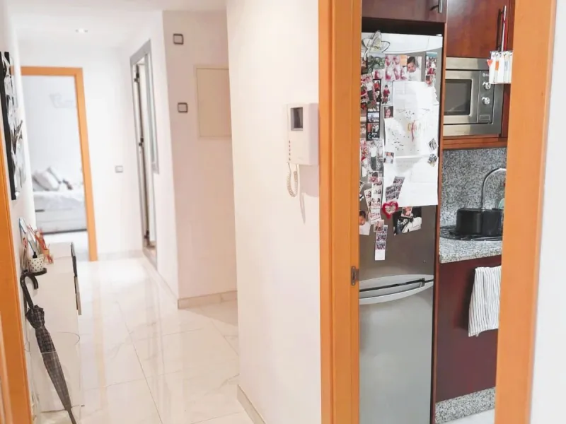 Penthouse for sale in the El Pinillo area, close to all services, schools, supermarkets, etc.