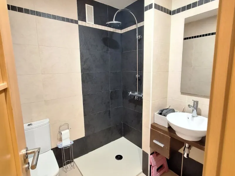 Penthouse for sale in the El Pinillo area, close to all services, schools, supermarkets, etc.