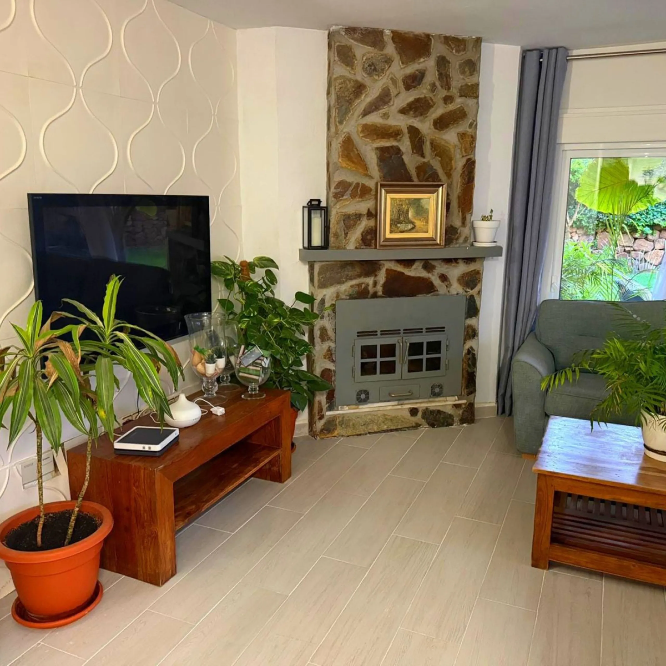 Apartment - Ground Floor Apartment в продаже в Mijas, Málaga. В доме 4 спален и 4 ванных комнат. Площадь дома 200 м²