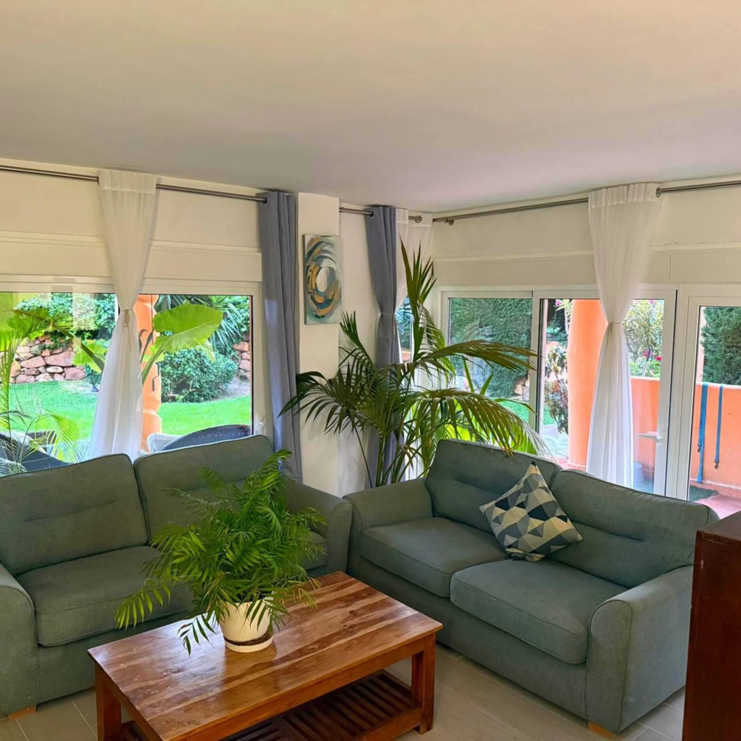 Apartment - Ground Floor Apartment в продаже в Mijas, Málaga. В доме 4 спален и 4 ванных комнат. Площадь дома 200 м²