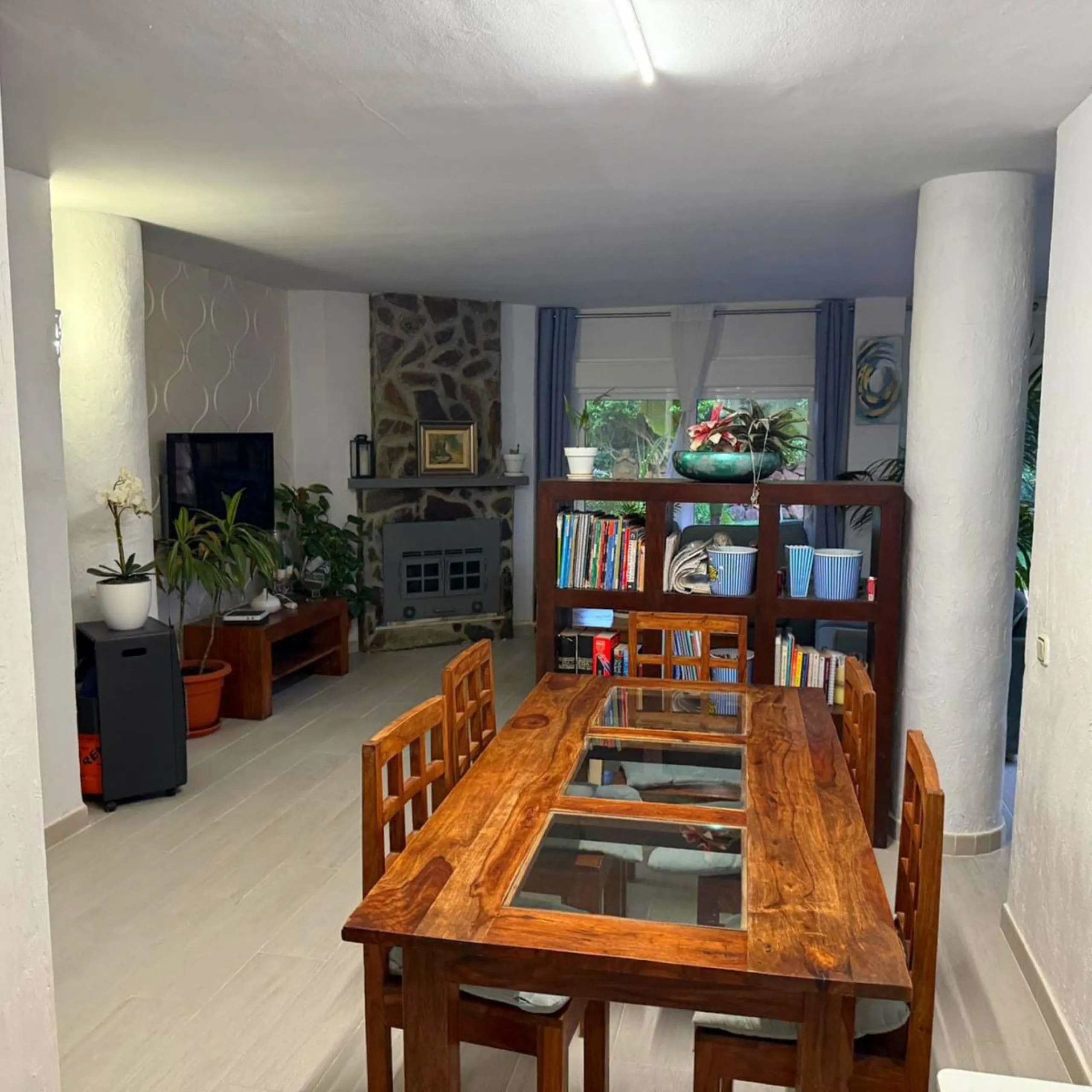 Apartment - Ground Floor Apartment в продаже в Mijas, Málaga. В доме 4 спален и 4 ванных комнат. Площадь дома 200 м²
