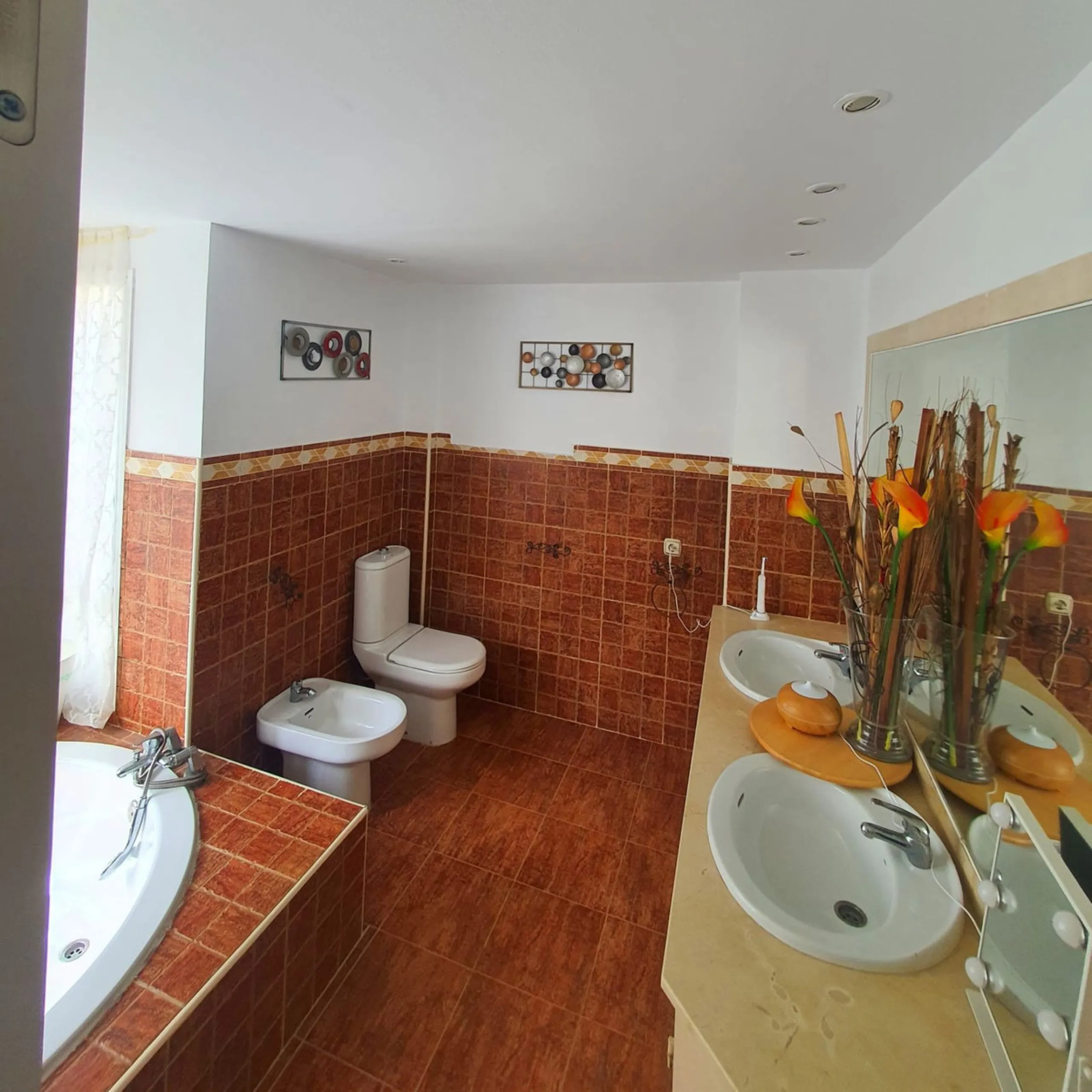 Apartment - Ground Floor Apartment в продаже в Mijas, Málaga. В доме 4 спален и 4 ванных комнат. Площадь дома 200 м²