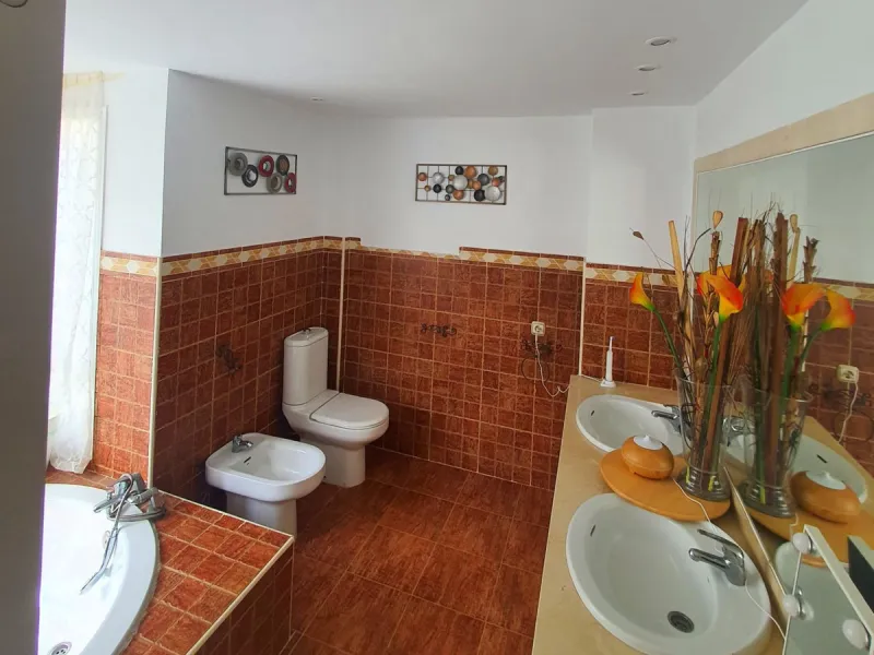 Apartment - Ground Floor Apartment в продаже в Mijas, Málaga. В доме 4 спален и 4 ванных комнат. Площадь дома 200 м²
