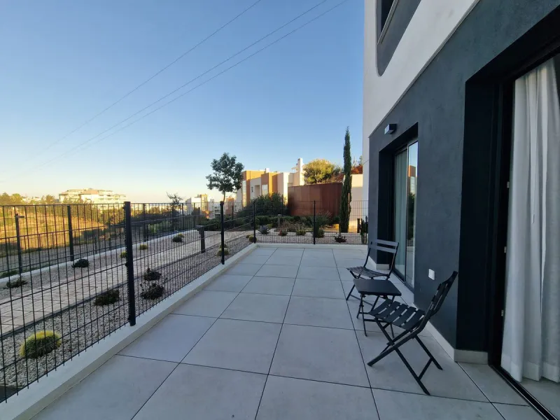 Apartment - Ground Floor Apartment в продаже в Fuengirola, Málaga. В доме 3 спален и 2 ванных комнат. Площадь дома 116 м²