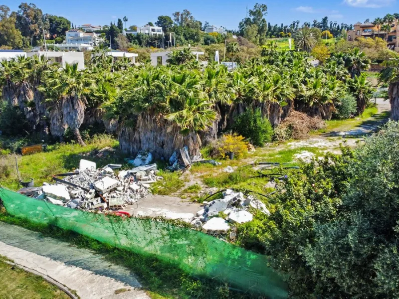 Golf-Front Plot at El Campanario, Estepona