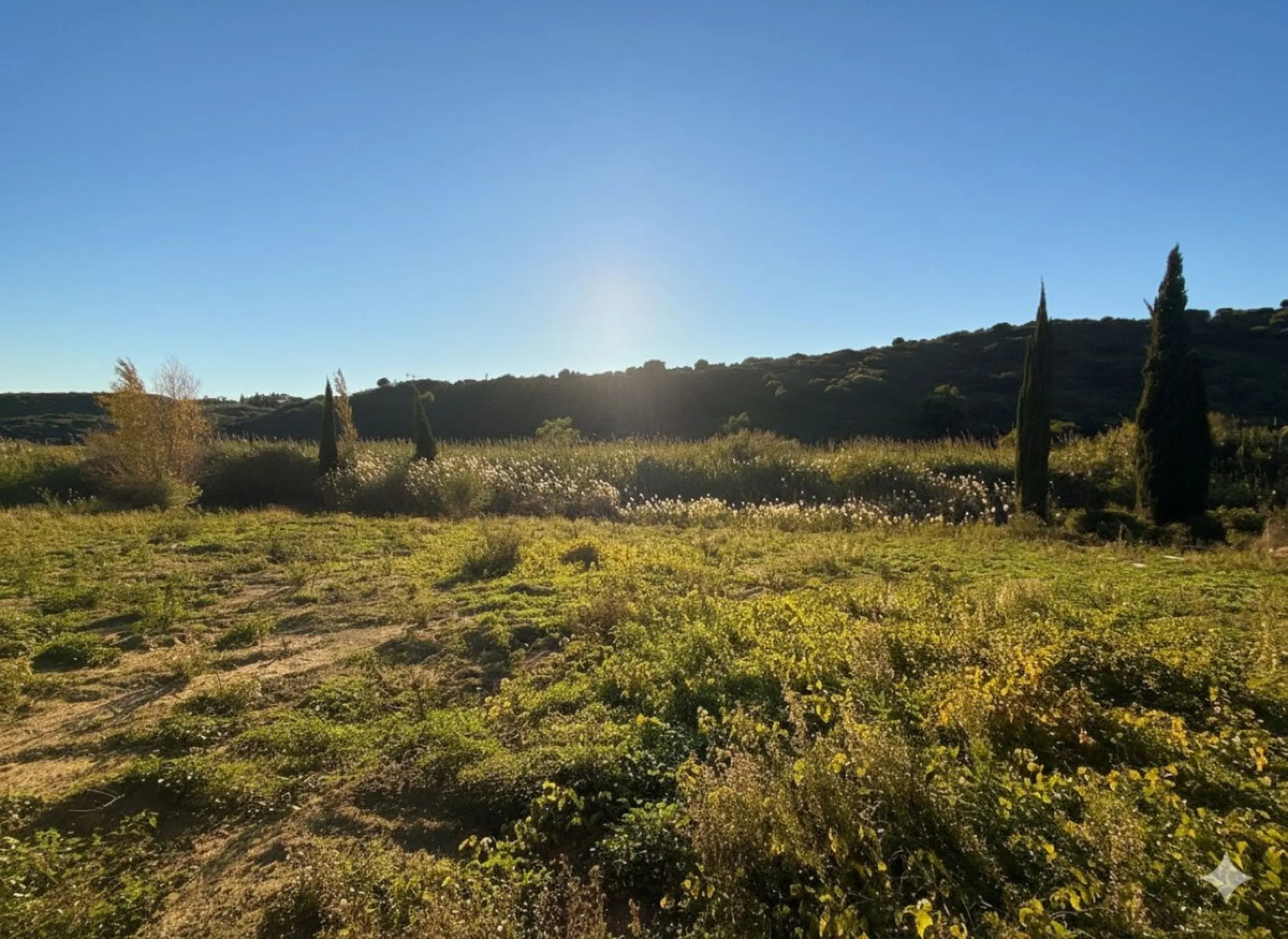 Plot - Residential Plot в продаже в Casares, Málaga. Площадь дома 640 м². Площадь участка 963 м²
