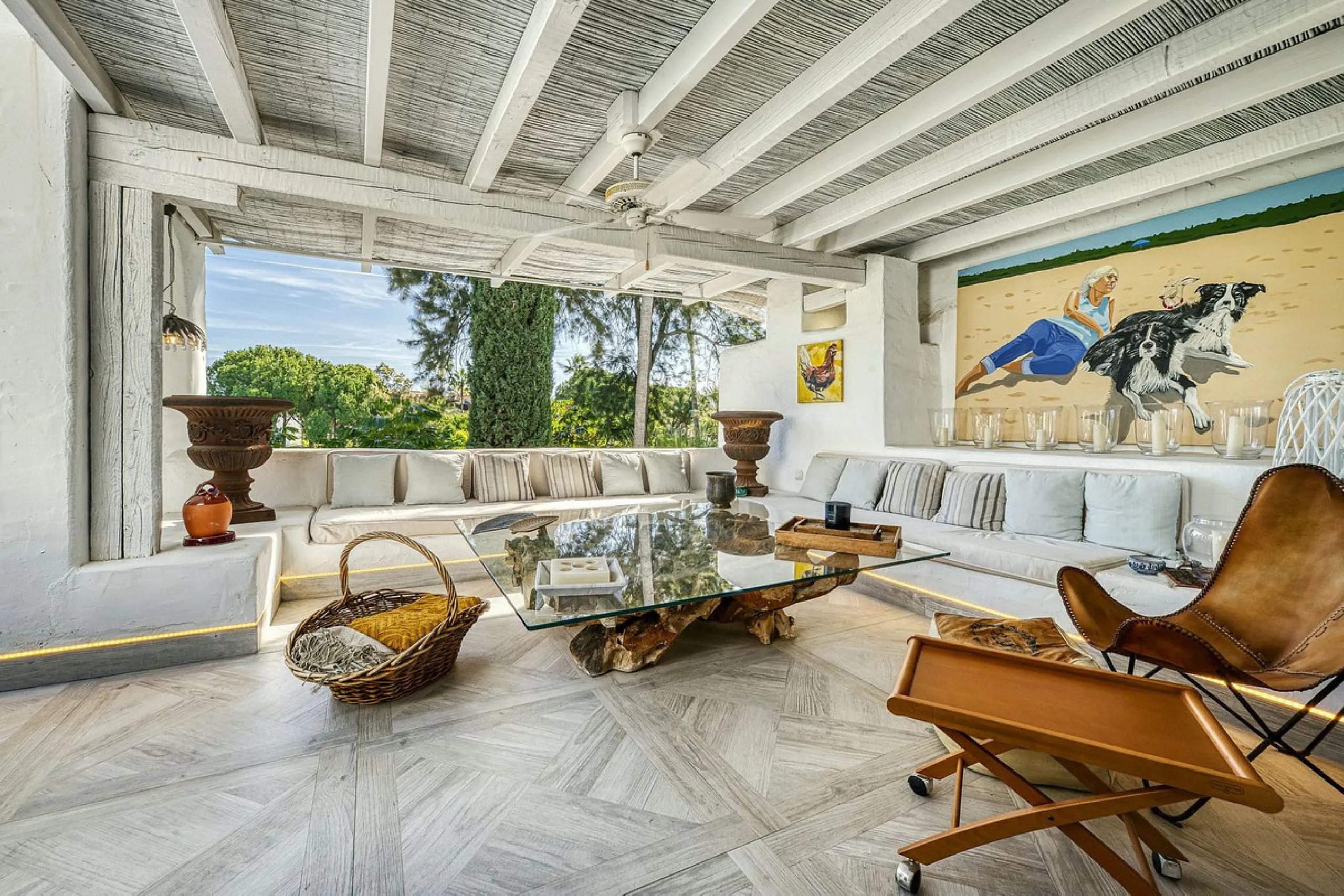 Luxury Penthouse Duplex – Tropical Serenity and Timeless Elegance