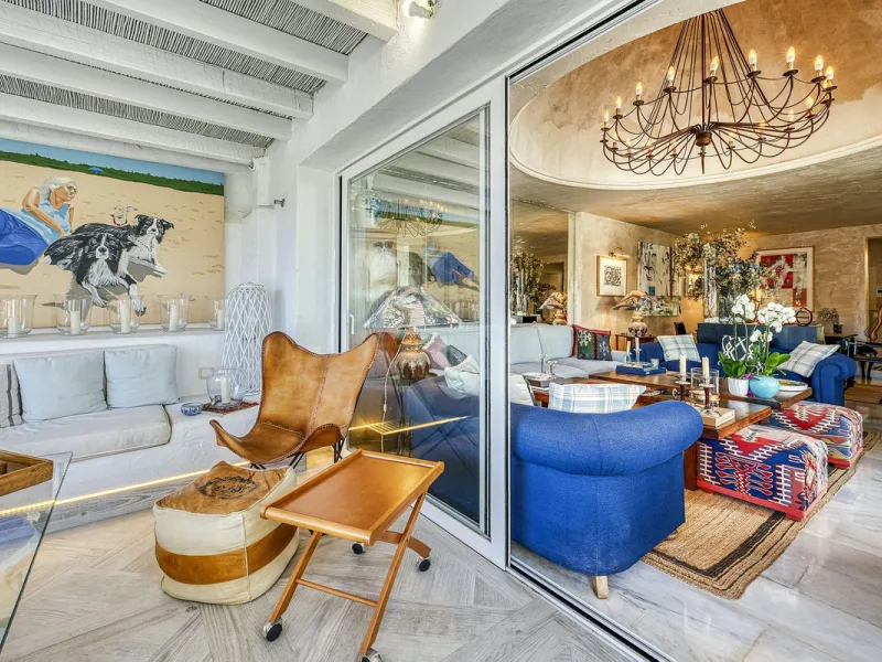 Luxury Penthouse Duplex – Tropical Serenity and Timeless Elegance