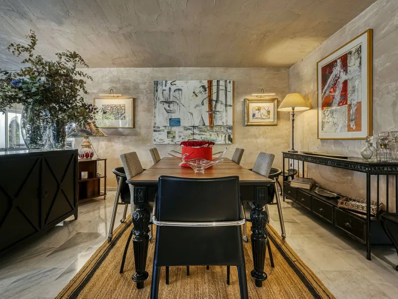 Luxury Penthouse Duplex – Tropical Serenity and Timeless Elegance