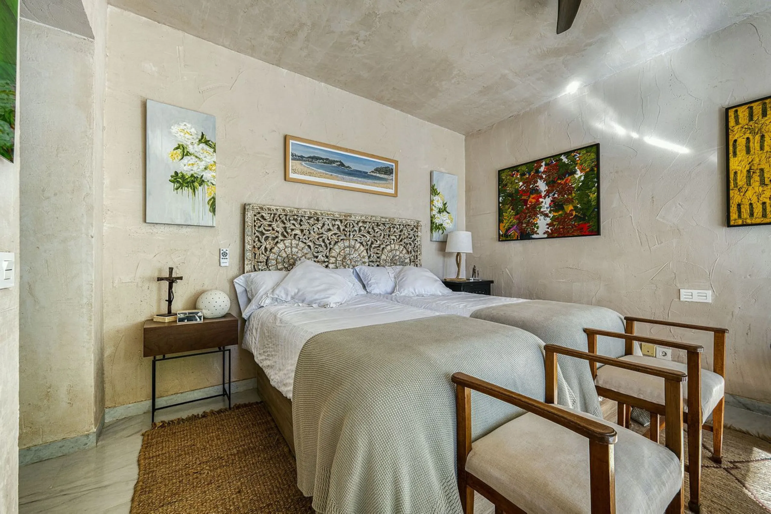Luxury Penthouse Duplex – Tropical Serenity and Timeless Elegance