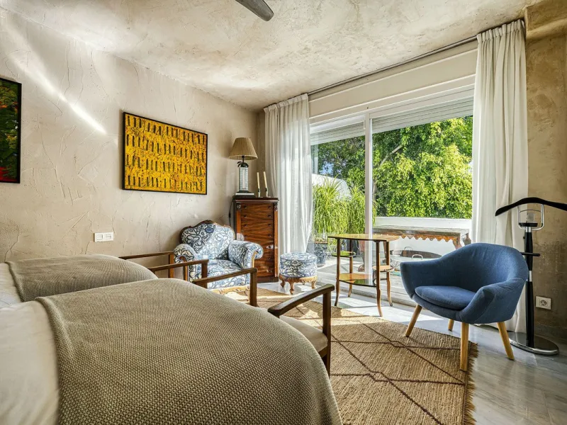 Luxury Penthouse Duplex – Tropical Serenity and Timeless Elegance