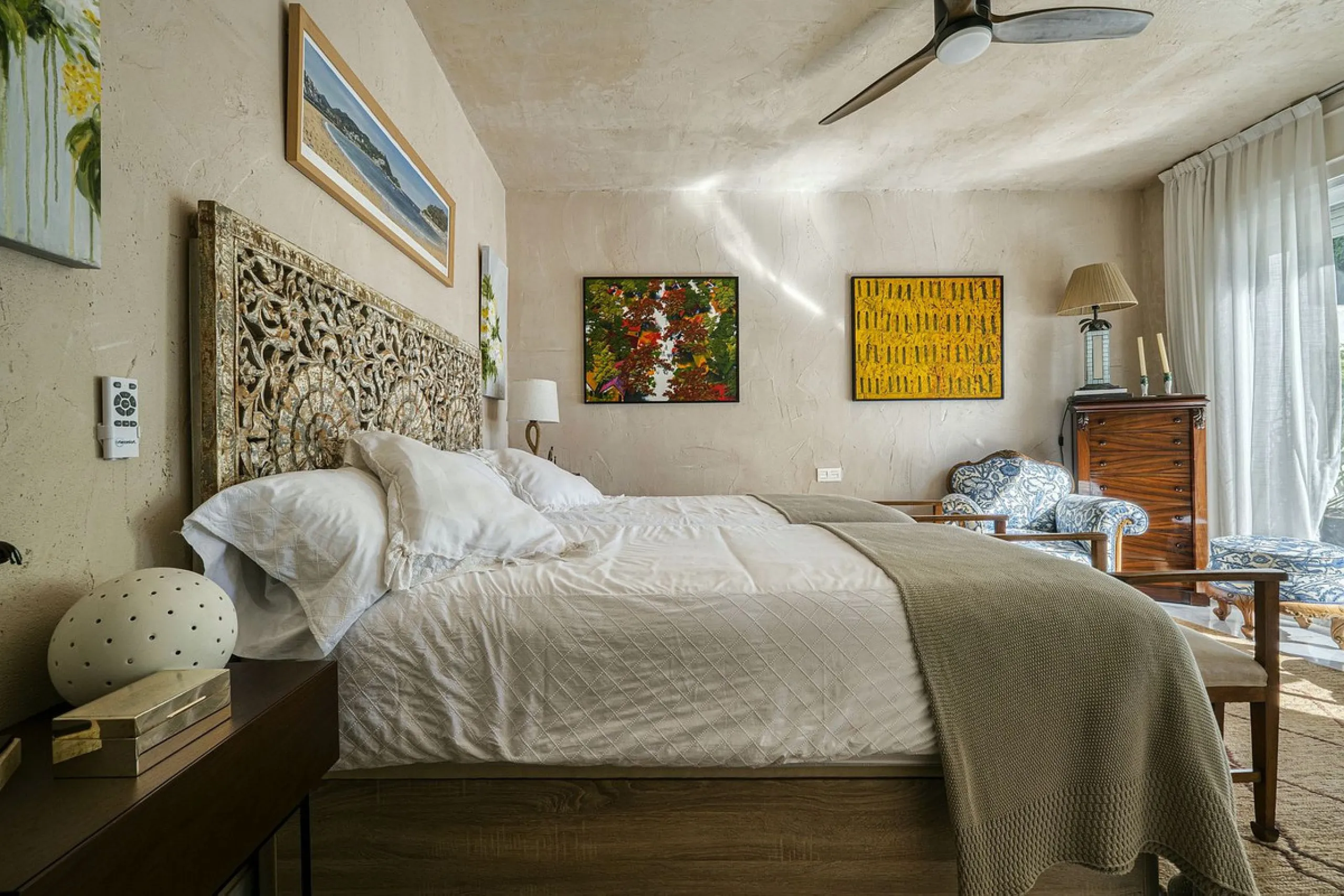 Luxury Penthouse Duplex – Tropical Serenity and Timeless Elegance