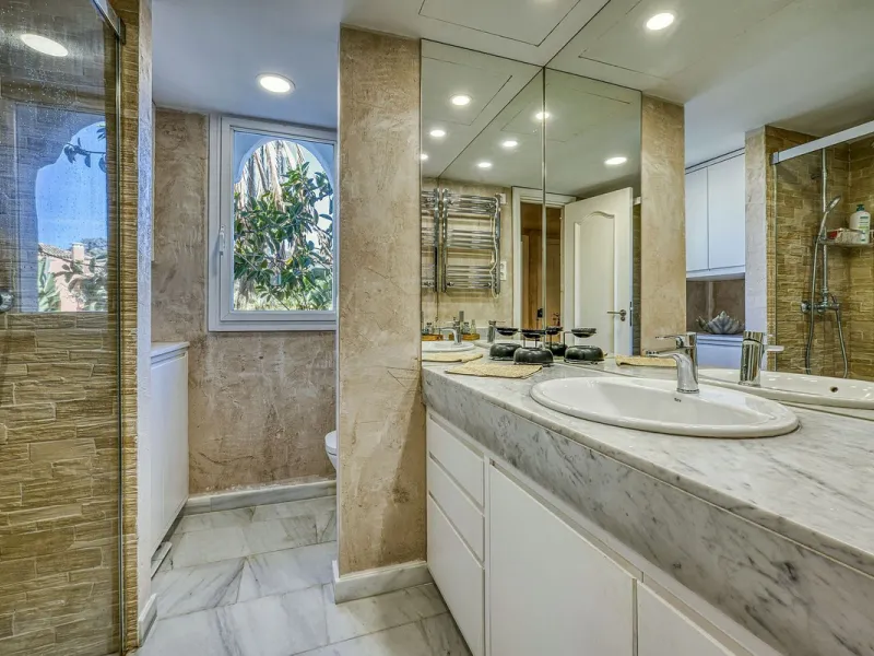 Luxury Penthouse Duplex – Tropical Serenity and Timeless Elegance