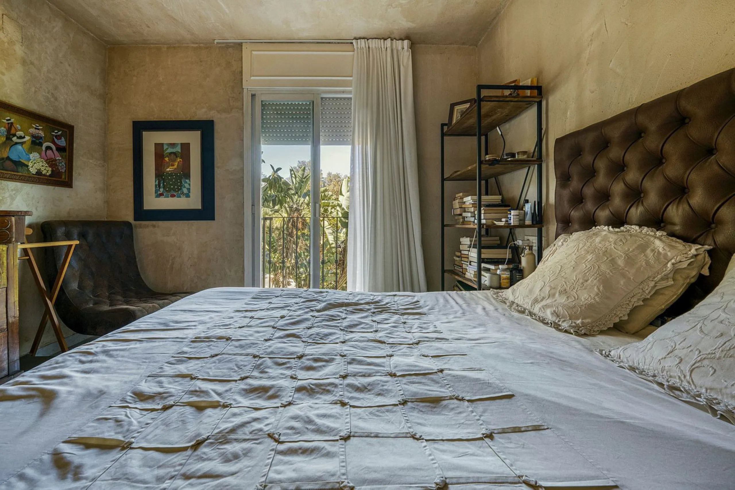 Luxury Penthouse Duplex – Tropical Serenity and Timeless Elegance