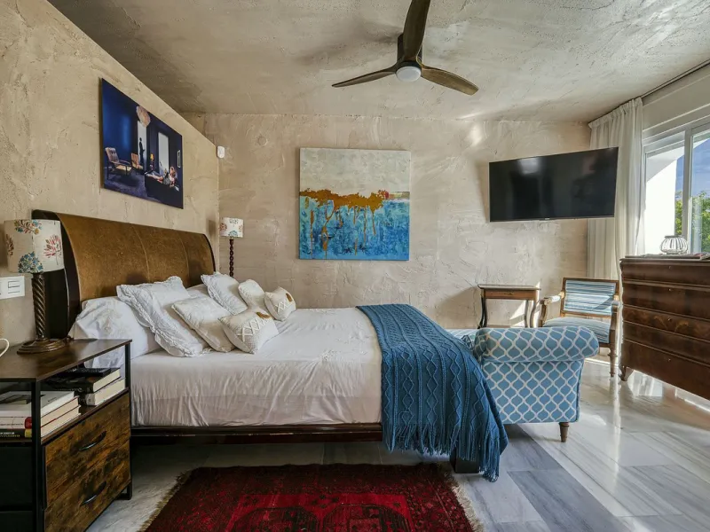 Luxury Penthouse Duplex – Tropical Serenity and Timeless Elegance