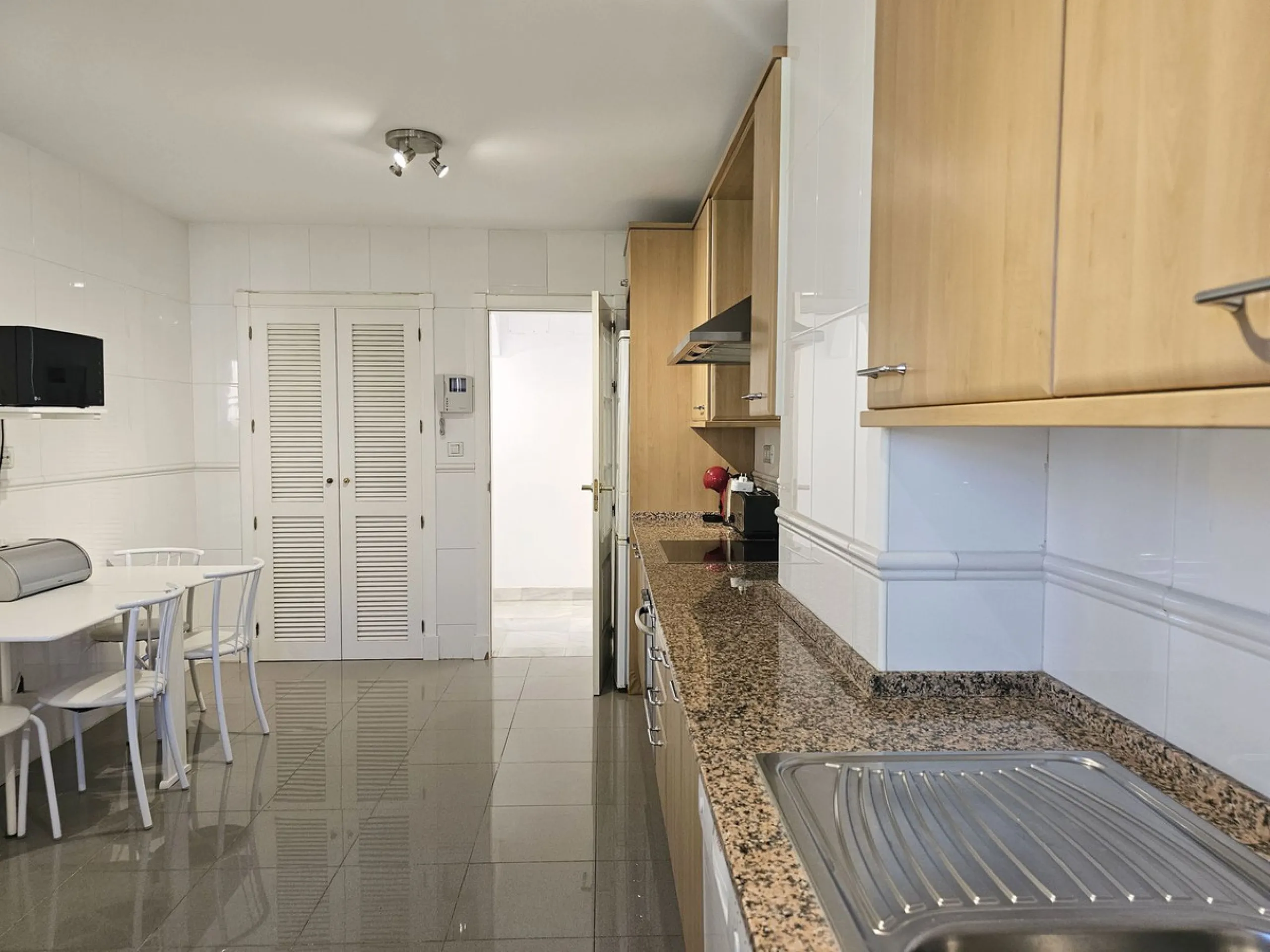 Ground-Floor 3-Bedroom apartment for sale in Hacienda del Sol