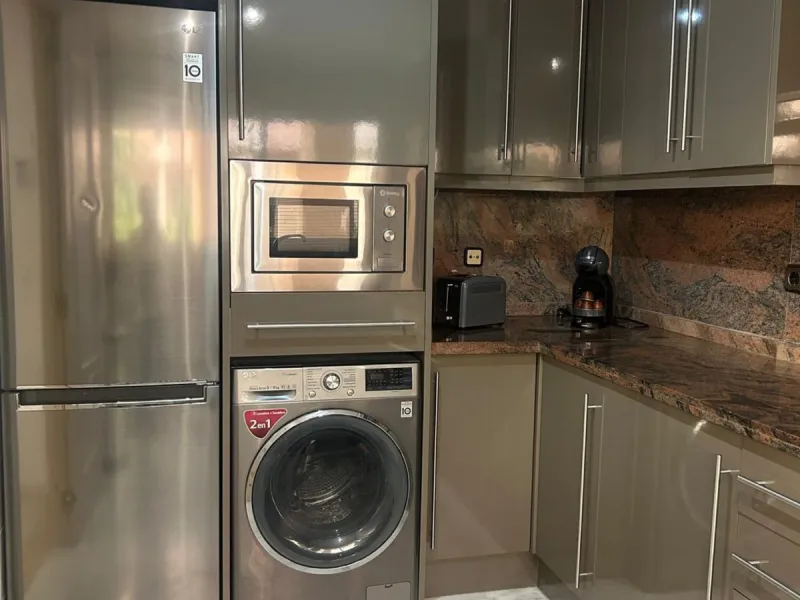 Apartment - Middle Floor Apartment в продаже в Marbella, Málaga. В доме 2 спален и 2 ванных комнат. Площадь дома 126 м²