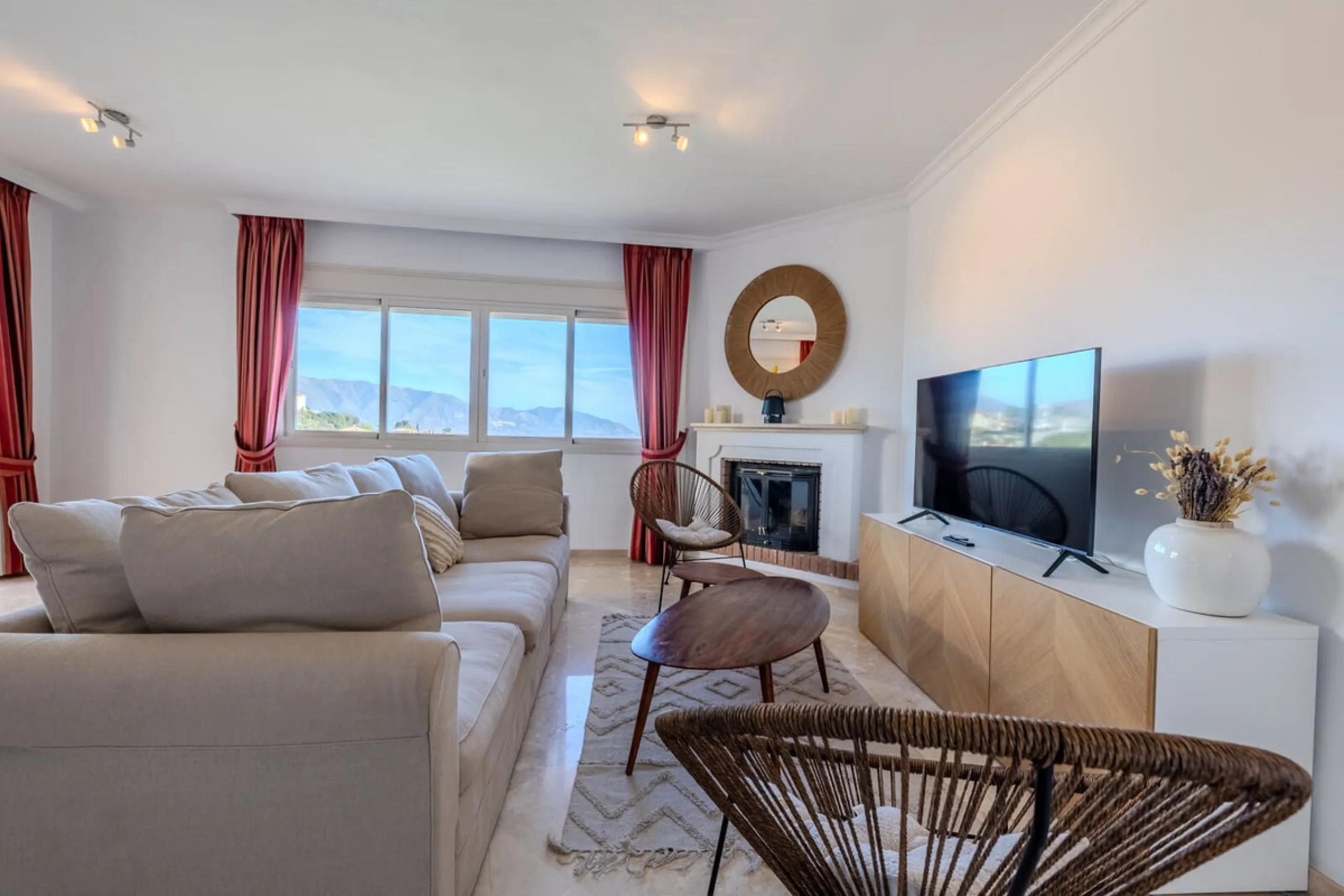 Stunning 3-Bedroom Penthouse with Breathtaking Coastal Views  in El Vicario, La Mairena