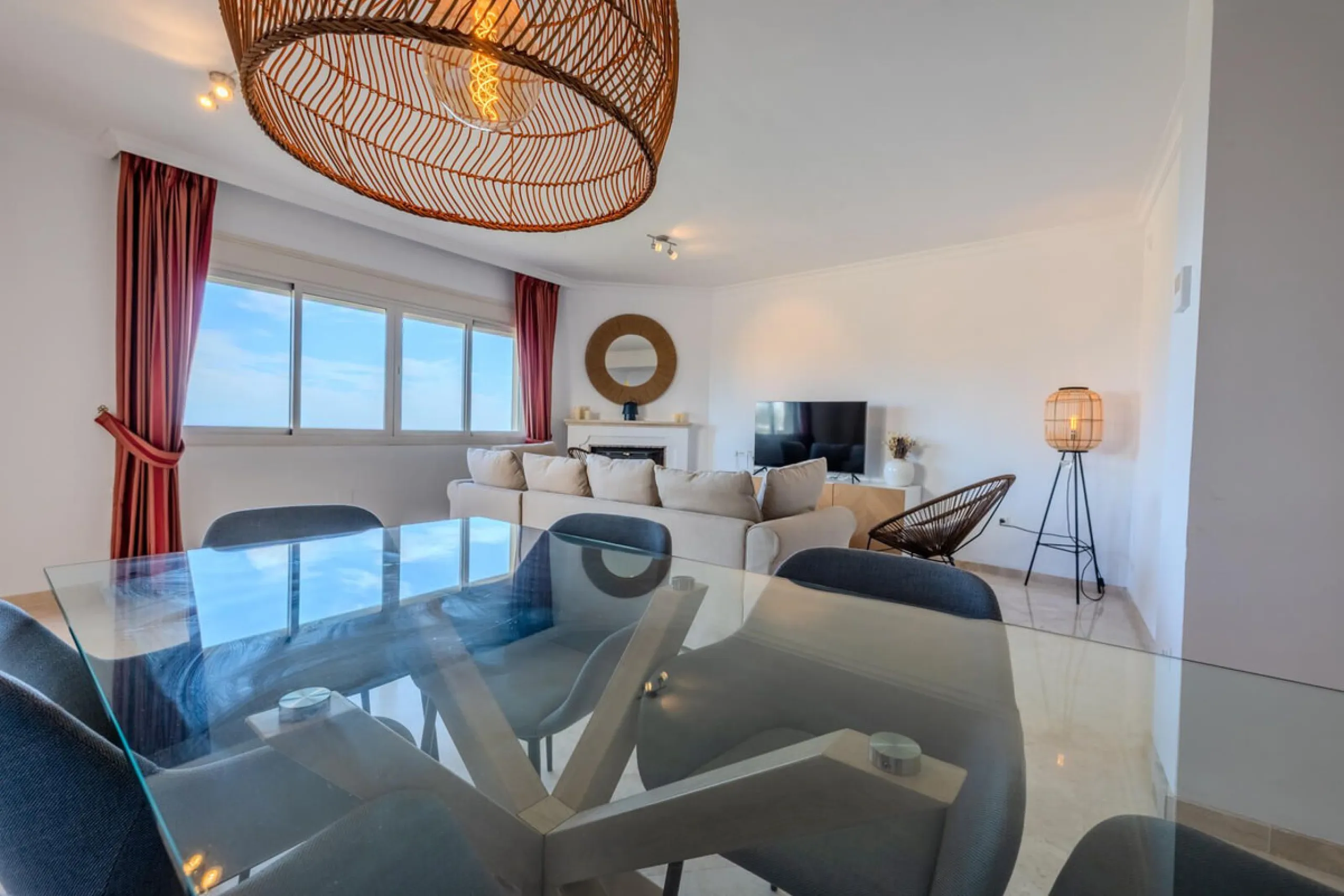Stunning 3-Bedroom Penthouse with Breathtaking Coastal Views  in El Vicario, La Mairena