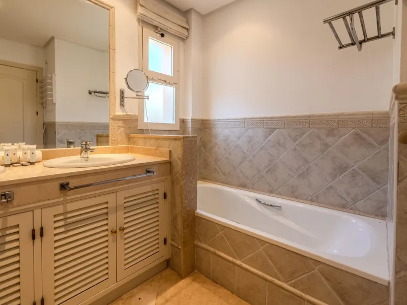 Stunning 3-Bedroom Penthouse with Breathtaking Coastal Views  in El Vicario, La Mairena