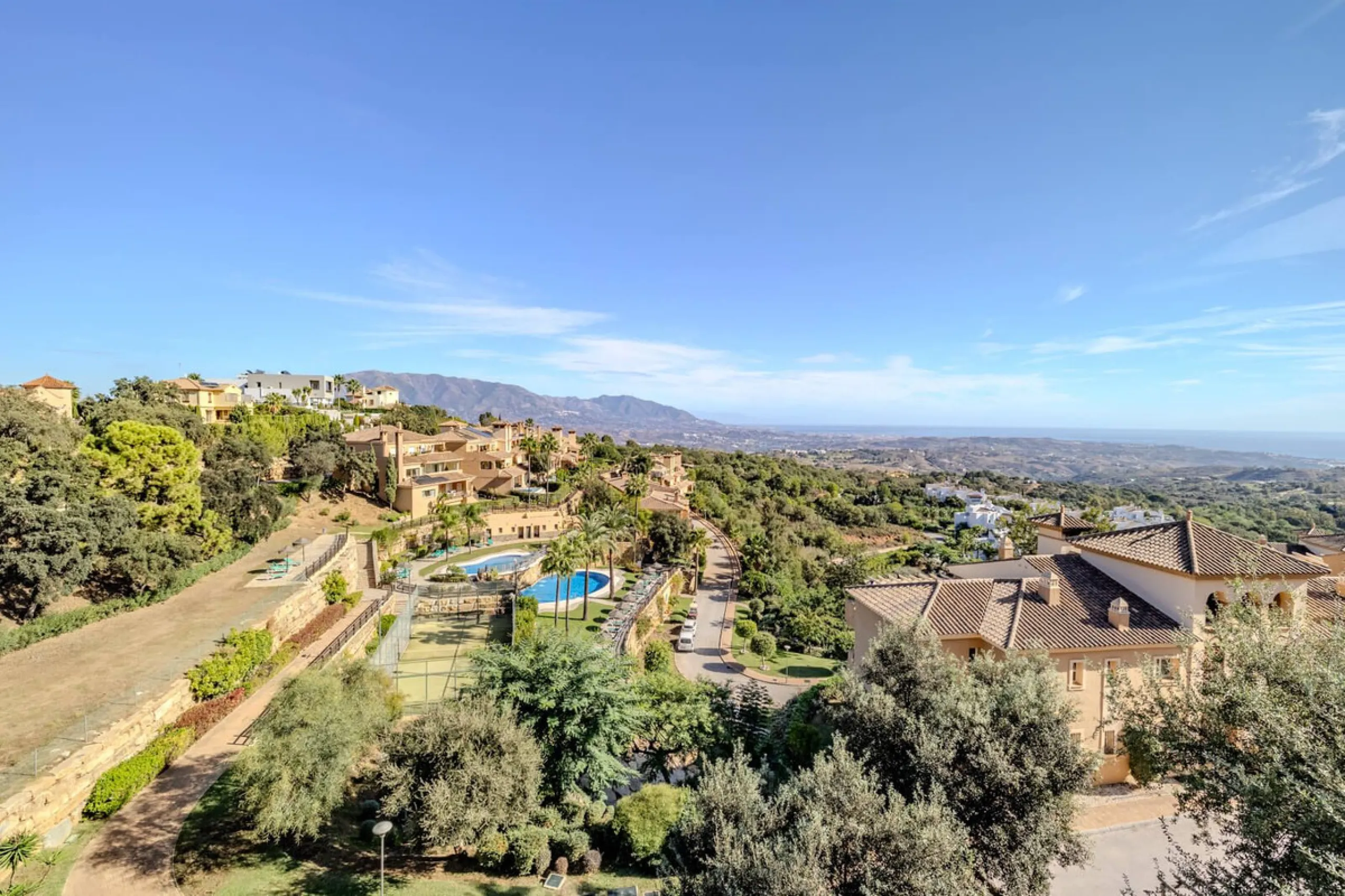 Stunning 3-Bedroom Penthouse with Breathtaking Coastal Views  in El Vicario, La Mairena