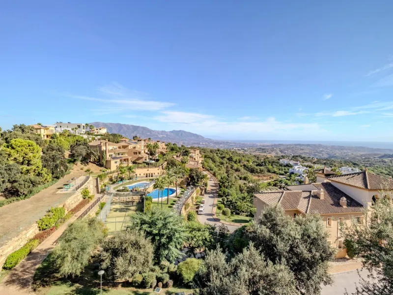 Stunning 3-Bedroom Penthouse with Breathtaking Coastal Views  in El Vicario, La Mairena
