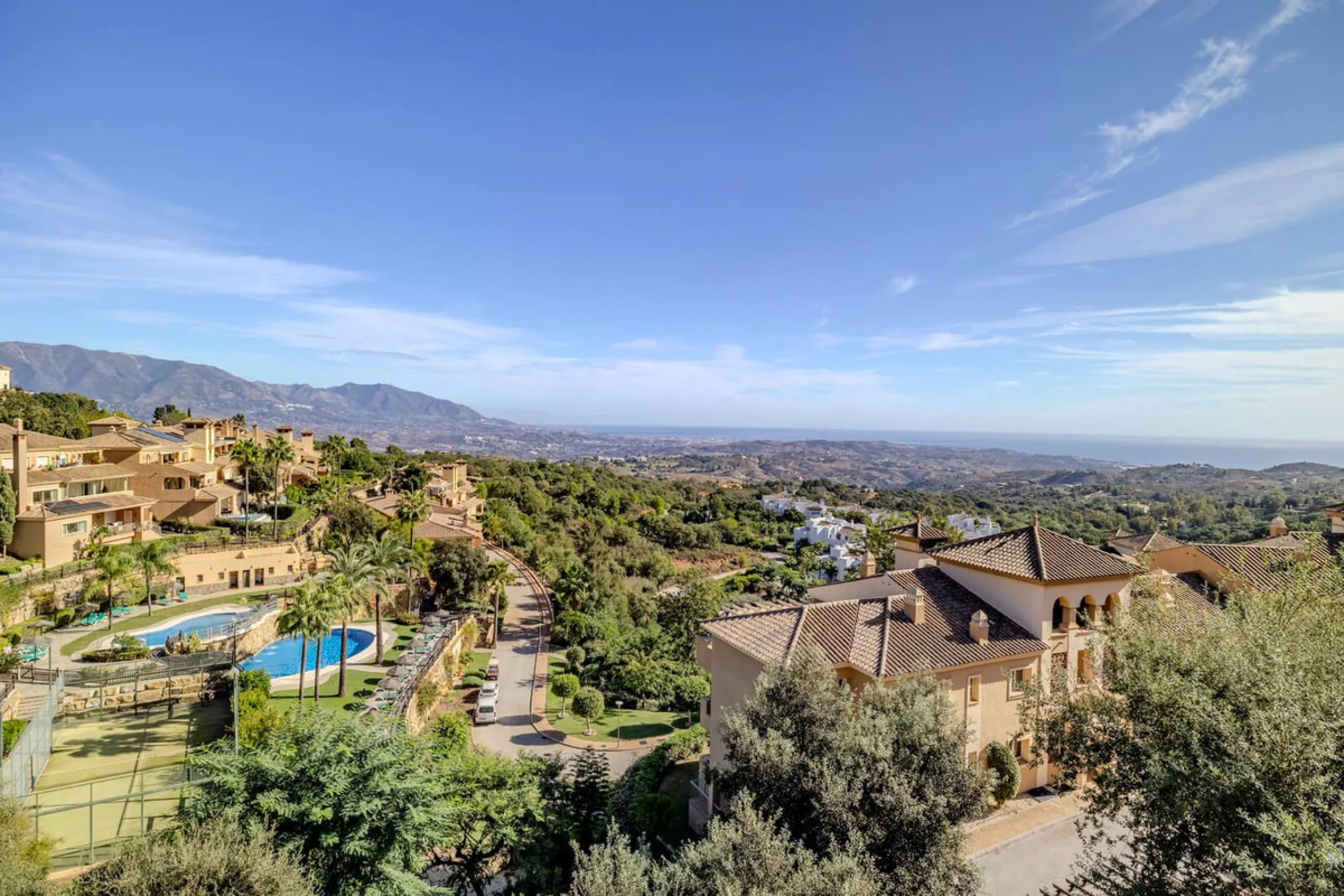 Stunning 3-Bedroom Penthouse with Breathtaking Coastal Views  in El Vicario, La Mairena