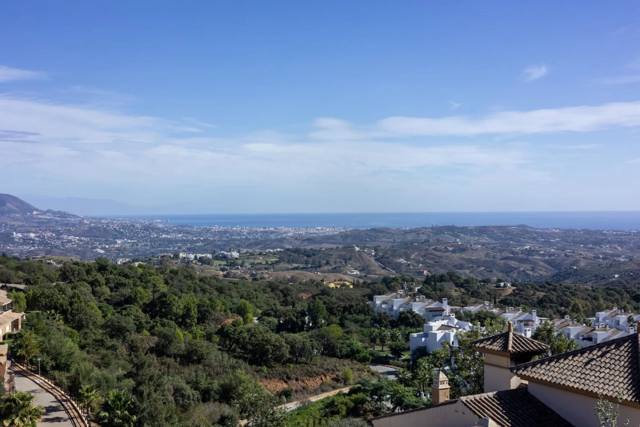 Stunning 3-Bedroom Penthouse with Breathtaking Coastal Views  in El Vicario, La Mairena