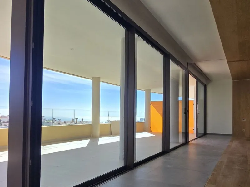 Apartment - Middle Floor Apartment в продаже в Fuengirola, Málaga. В доме 3 спален и 2 ванных комнат. Площадь дома 116 м²