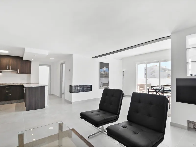 Welcome to this bright and stylish apartment where modern design meets an unbeatable location with stunning views of the Mediterranean. A home that offers open spaces, contemporary comfort, and a spacious terrace perfect for relaxation and entertaining.