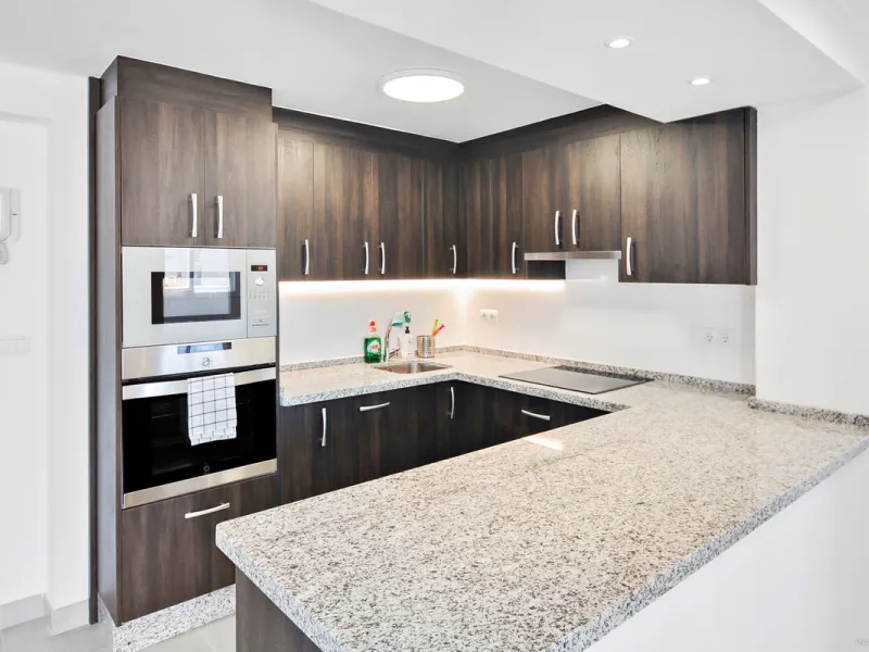 Welcome to this bright and stylish apartment where modern design meets an unbeatable location with stunning views of the Mediterranean. A home that offers open spaces, contemporary comfort, and a spacious terrace perfect for relaxation and entertaining.