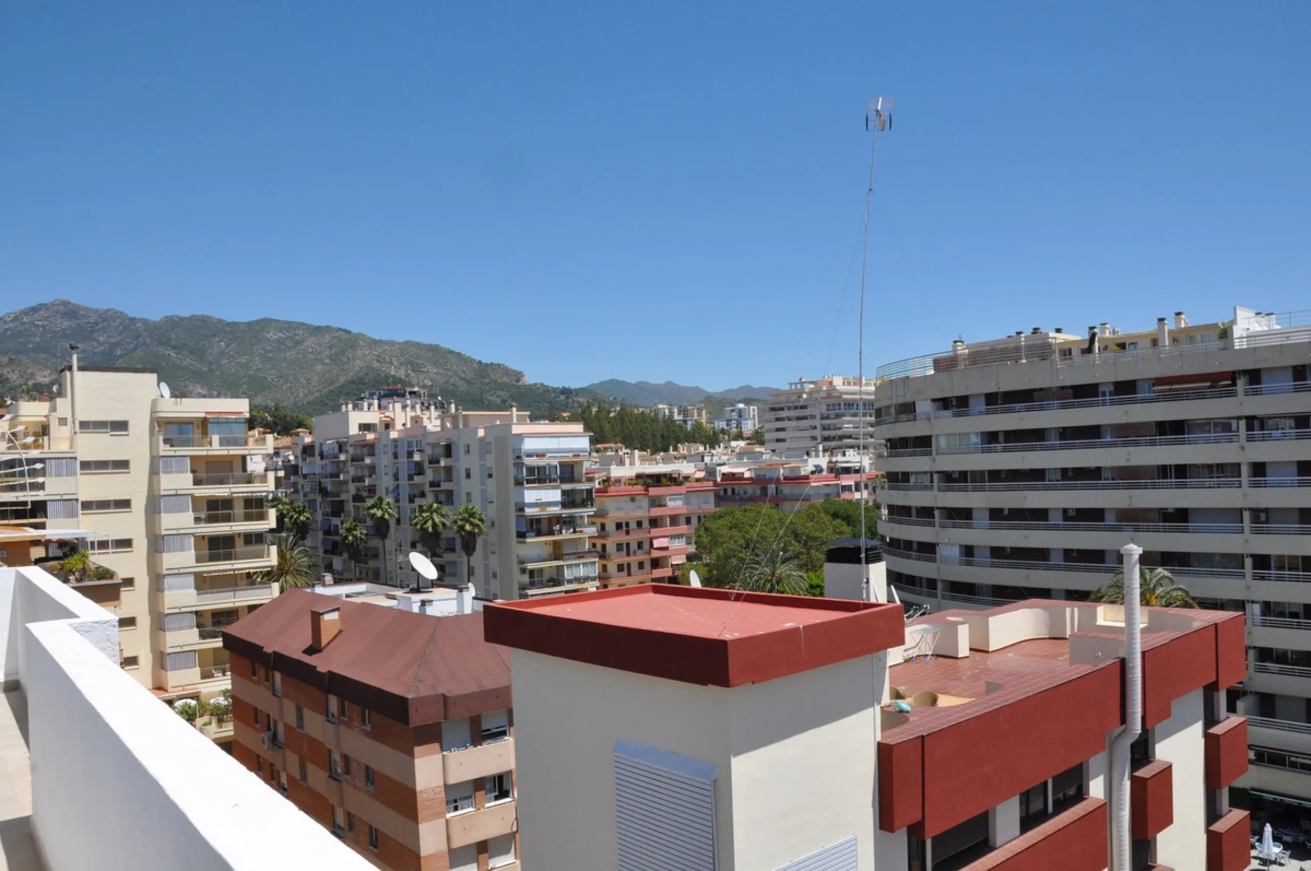 Welcome to this bright and stylish apartment where modern design meets an unbeatable location with stunning views of the Mediterranean. A home that offers open spaces, contemporary comfort, and a spacious terrace perfect for relaxation and entertaining.