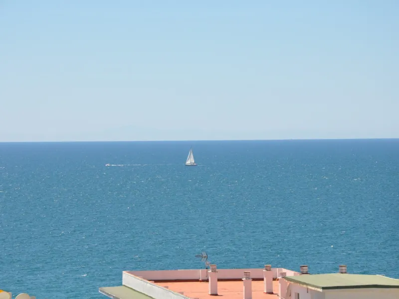 Welcome to this bright and stylish apartment where modern design meets an unbeatable location with stunning views of the Mediterranean. A home that offers open spaces, contemporary comfort, and a spacious terrace perfect for relaxation and entertaining.