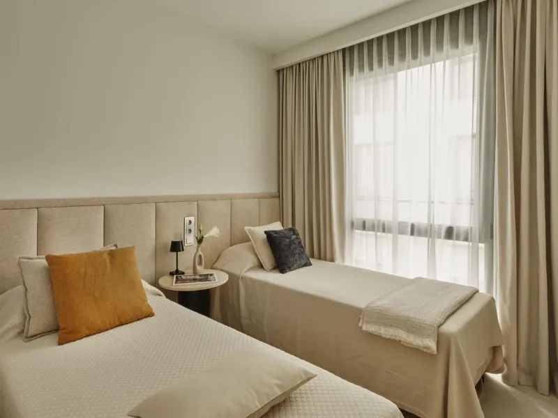 Apartment - Middle Floor Apartment в продаже в Marbella, Málaga. В доме 2 спален и 2 ванных комнат. Площадь дома 100 м²