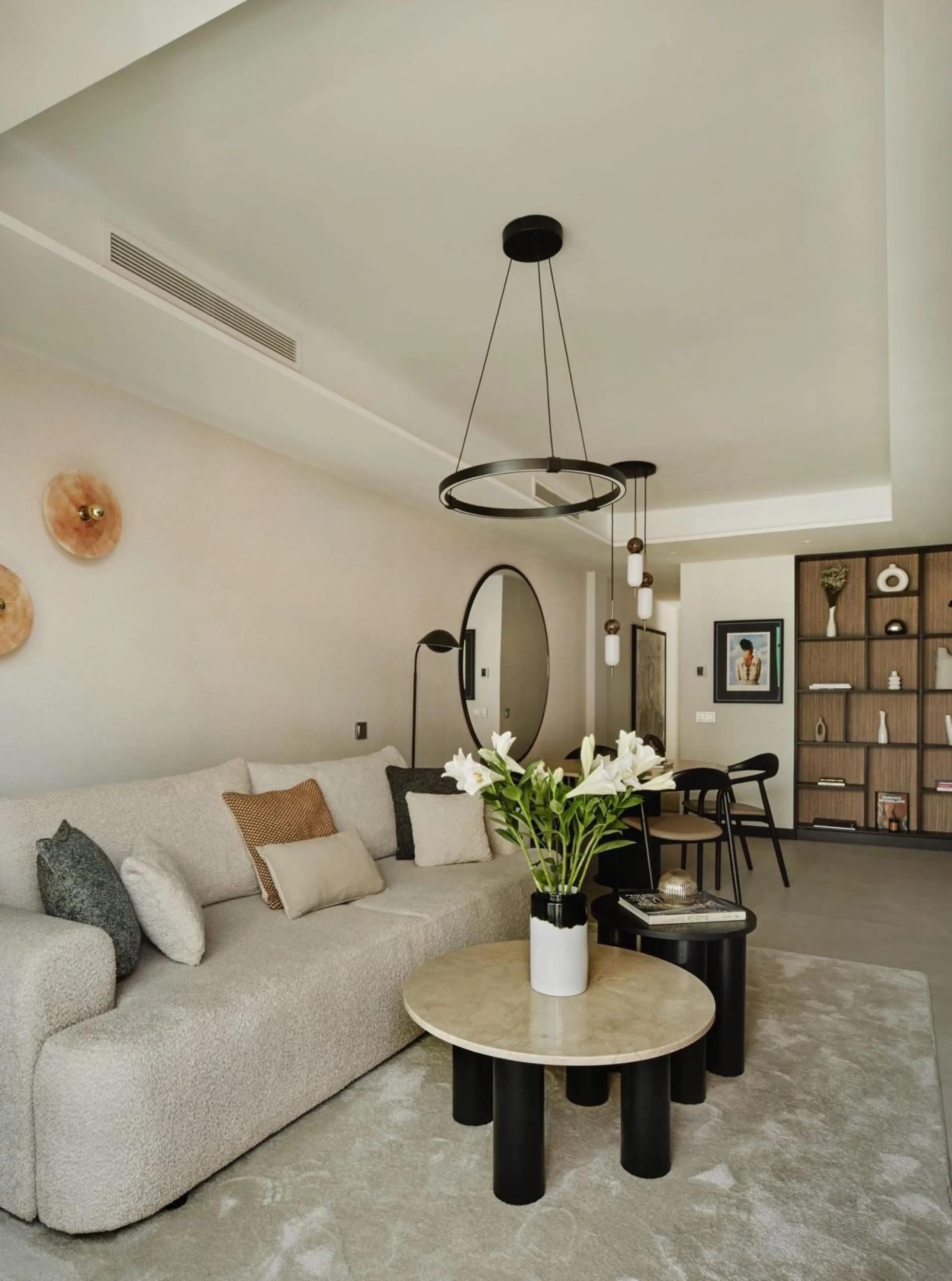 Apartment - Middle Floor Apartment в продаже в Marbella, Málaga. В доме 2 спален и 2 ванных комнат. Площадь дома 100 м²