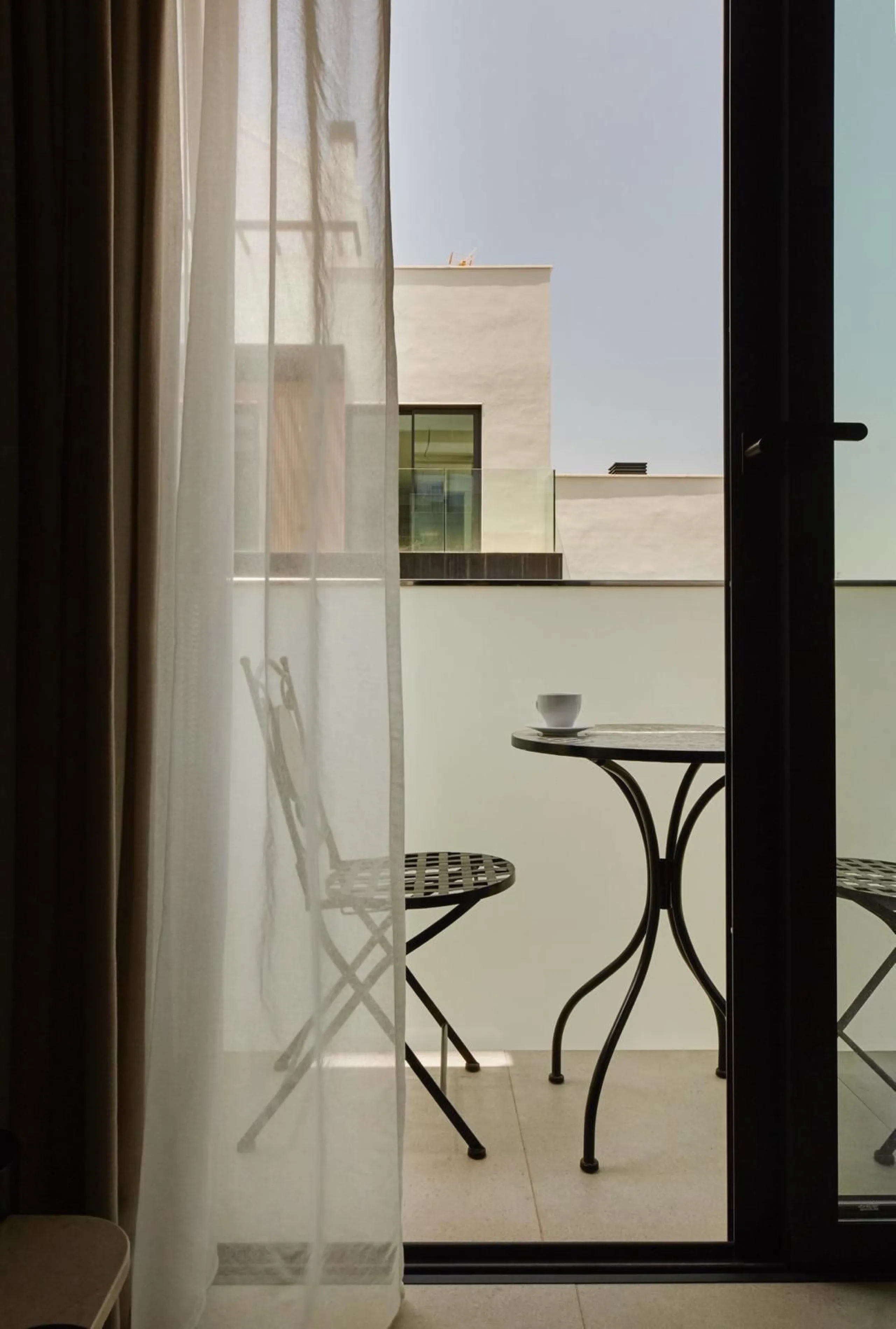Apartment - Middle Floor Apartment в продаже в Marbella, Málaga. В доме 2 спален и 2 ванных комнат. Площадь дома 100 м²