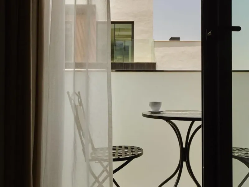 Apartment - Middle Floor Apartment в продаже в Marbella, Málaga. В доме 2 спален и 2 ванных комнат. Площадь дома 100 м²