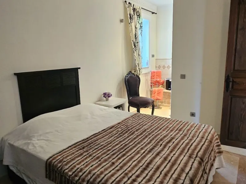 Magnificent villa in the beautiful urbanisation of Valtocado, near the picturesque village of Mijas! This exquisite villa perfectly blends Andalusian character with contemporary luxury. From its beautiful position, it captures breathtaking views from the 