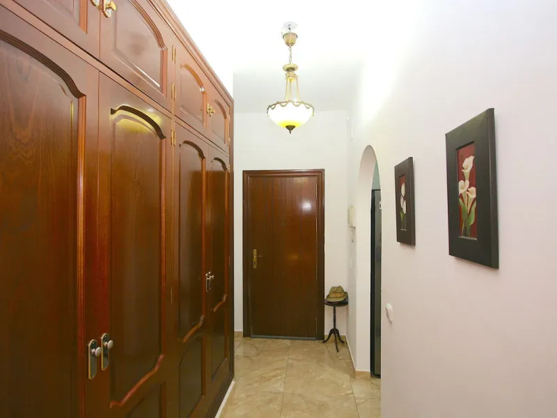 Puebla Lucía is located in the heart of Fuengirola, a beautiful residential community, a unique enclave that combines comfort, beauty, and quality of life. The complex stands out for its spacious and beautiful communal gardens, meticulously maintained yea