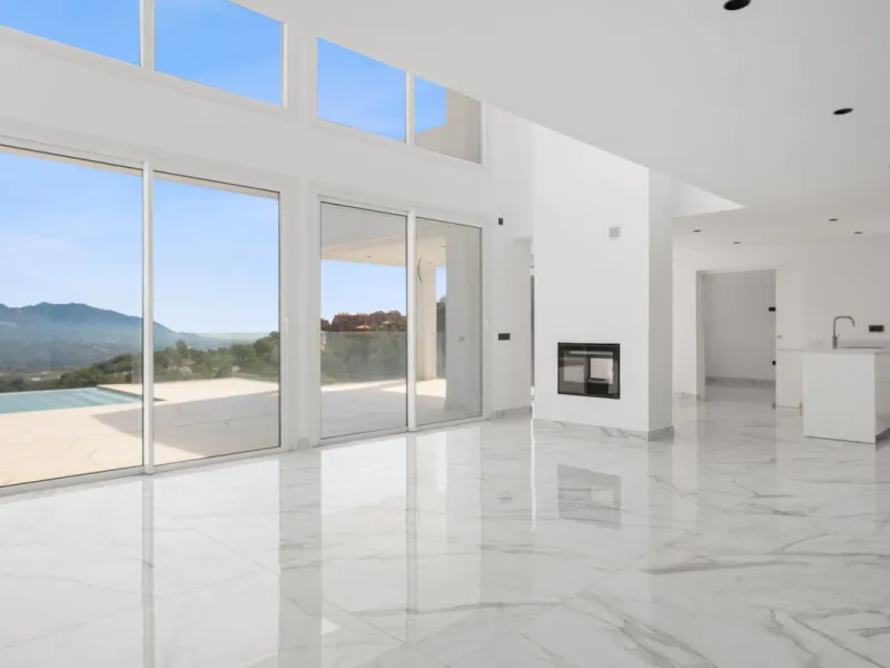 Brand-New Contemporary Villa with Stunning Panoramic Views in La Mairena, Marbella East