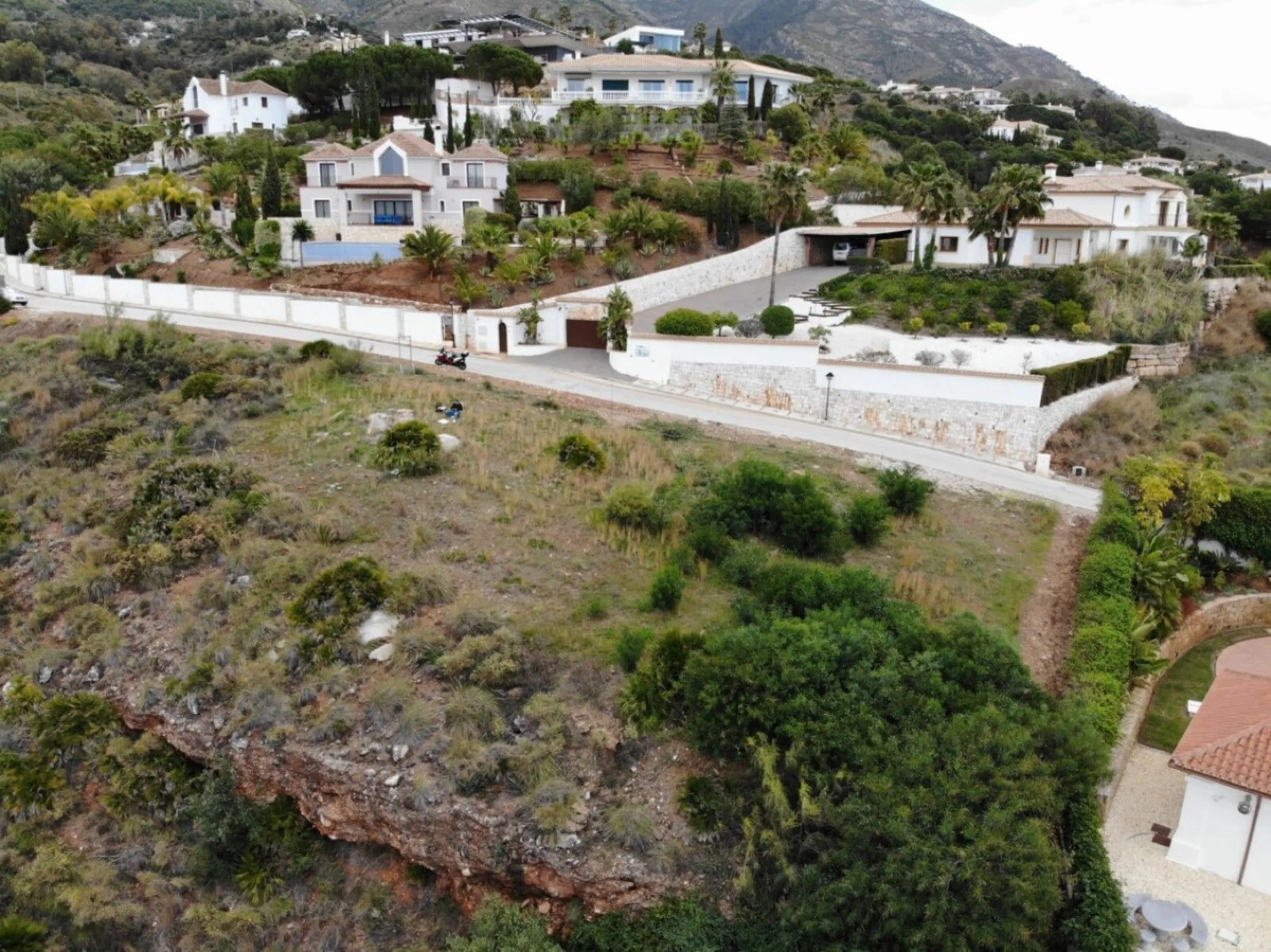 Plot - Residential Plot в продаже в Mijas, Málaga. Площадь участка 1550 м²