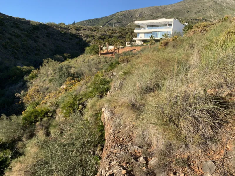 Plot - Residential Plot в продаже в Mijas, Málaga. Площадь участка 1550 м²