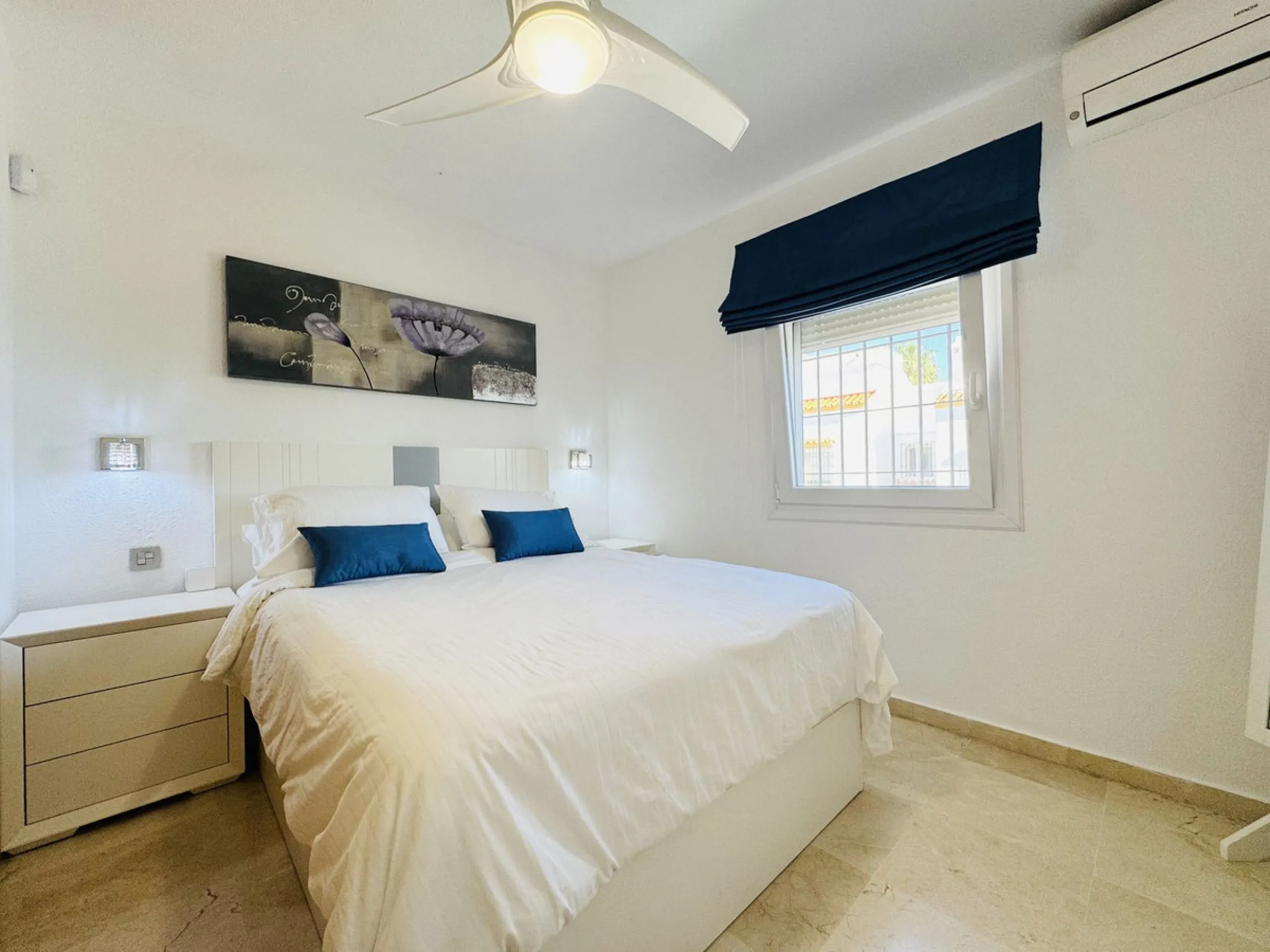 Elegant 3-Bedroom Townhouse in the Sought-After Marina de Casares.