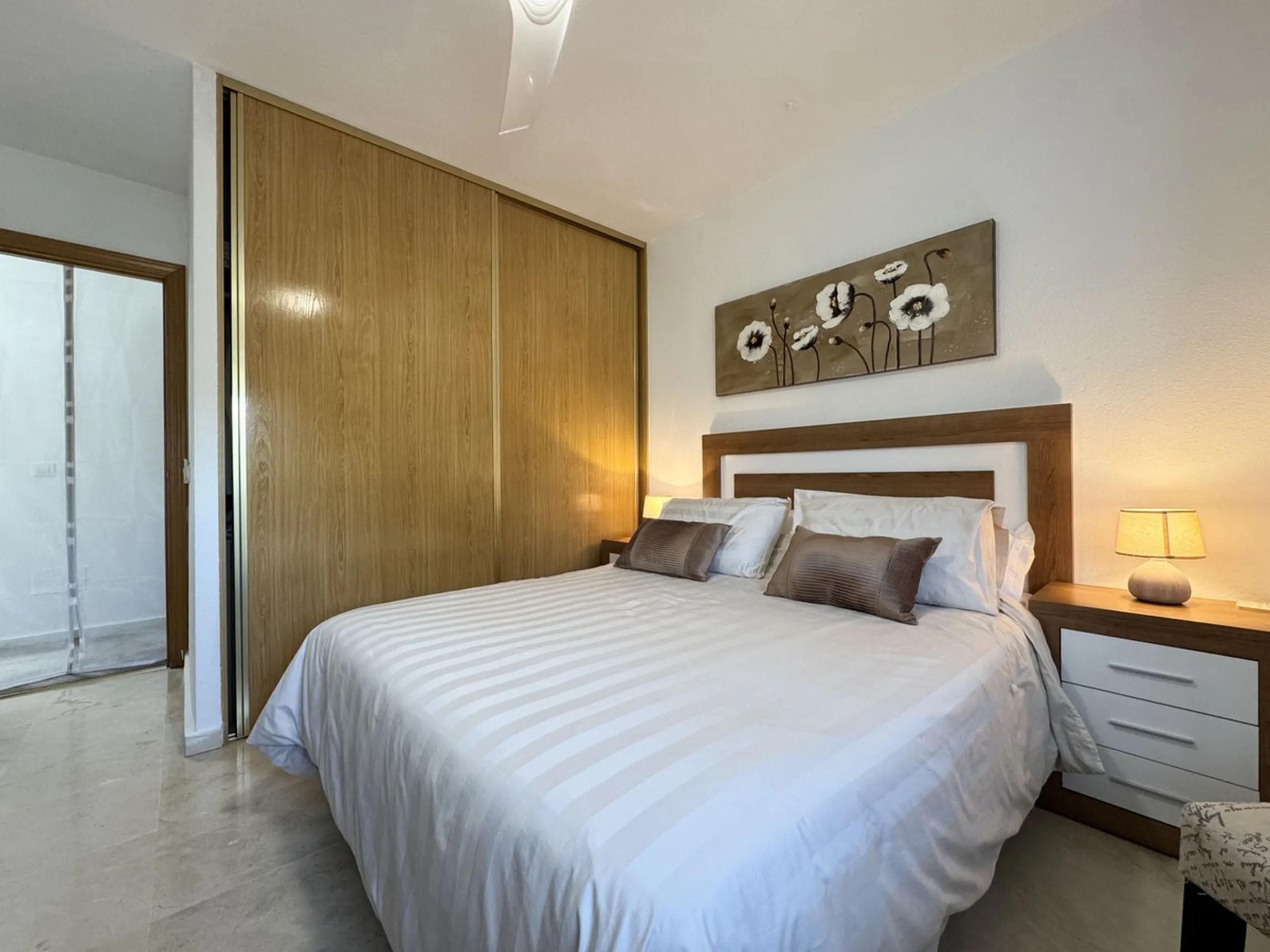 Elegant 3-Bedroom Townhouse in the Sought-After Marina de Casares.