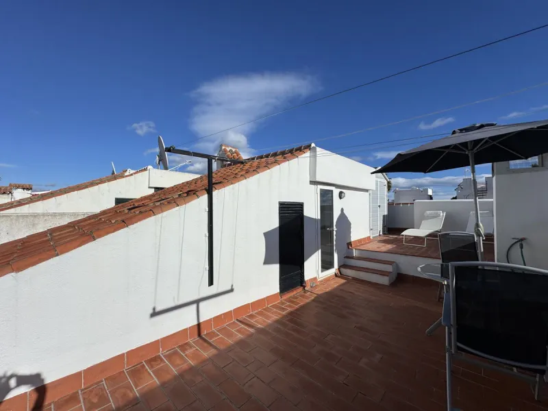 Elegant 3-Bedroom Townhouse in the Sought-After Marina de Casares.